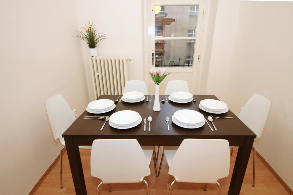 Apartments With 2 Bathrooms- 5 Minutes From Old Town - 102 M2 Prag Dış mekan fotoğraf