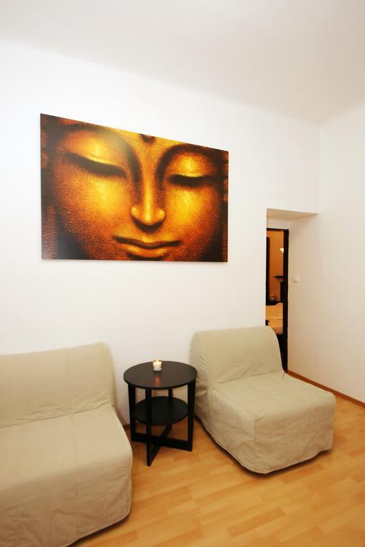Apartments With 2 Bathrooms- 5 Minutes From Old Town - 102 M2 Prag Dış mekan fotoğraf