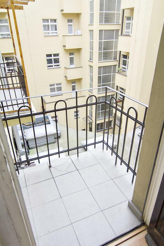 Apartments With 2 Bathrooms- 5 Minutes From Old Town - 102 M2 Prag Dış mekan fotoğraf