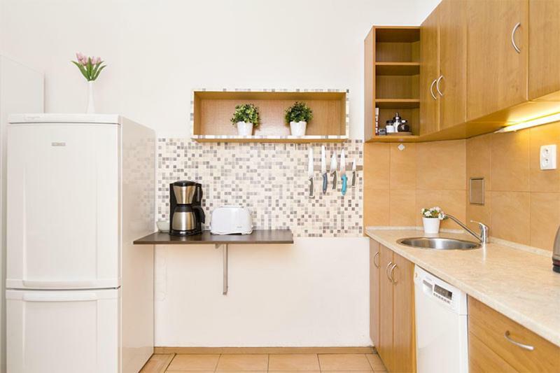 Apartments With 2 Bathrooms- 5 Minutes From Old Town - 102 M2 Prag Dış mekan fotoğraf